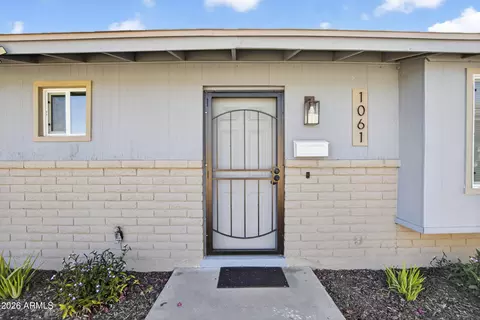 1063 N July Cir, Mesa, AZ 85203