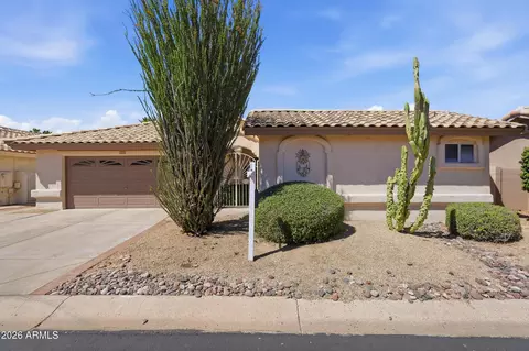 17496 N Lonesome Dove Trl, Surprise, AZ 85374
