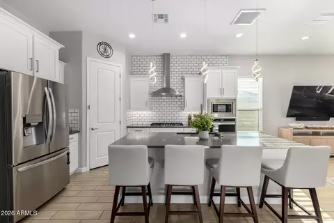 Kitchen - 2314 E Questa Dr, Phoenix, AZ 85024 photo 1 of 3