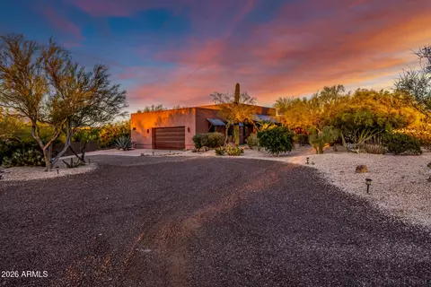Exterior - 1910 E Joy Ranch Rd, Phoenix, AZ 85086 photo 4 of 6