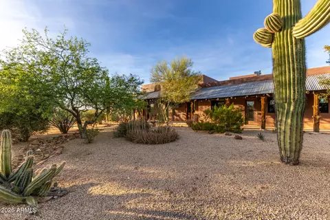 Exterior - 1910 E Joy Ranch Rd, Phoenix, AZ 85086 photo 5 of 6