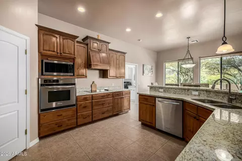 Kitchen - 1910 E Joy Ranch Rd, Phoenix, AZ 85086 photo 1 of 2