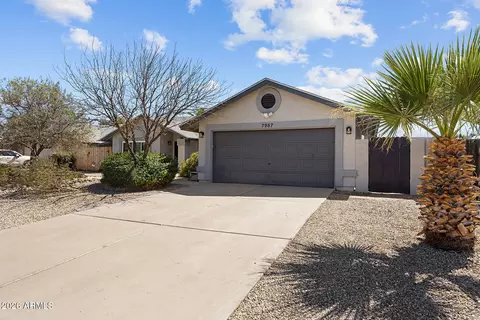 7957 W Dreyfus Dr, Peoria, AZ 85381