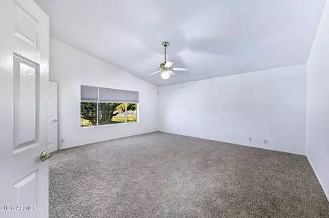 Living - 16840 S 36th Pl, Phoenix, AZ 85048 photo 4 of 4