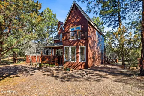 2232 Forest Park Dr, Overgaard, AZ 85933