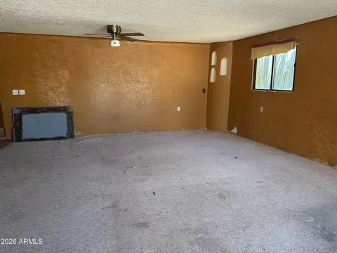 Living - 2635 N Prospectors Rd, Apache Junction, AZ 85119 photo 1 of 2