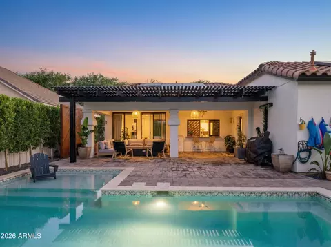 Exterior - 2662 E Valencia St, Gilbert, AZ 85296 photo 9 of 14