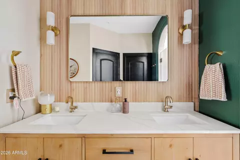 Bath - 2662 E Valencia St, Gilbert, AZ 85296 photo 2 of 3