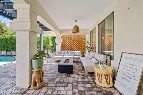 Exterior - 2662 E Valencia St, Gilbert, AZ 85296 photo 4 of 14