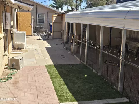 Exterior - 2315 W Superstition Blvd, Apache Junction, AZ 85120 photo 1 of 2