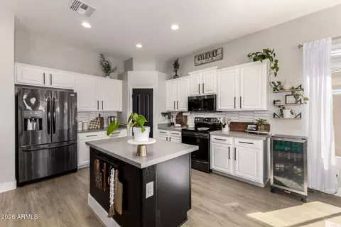 Kitchen - 4109 E Patrick St, Gilbert, AZ 85295 photo 4 of 4