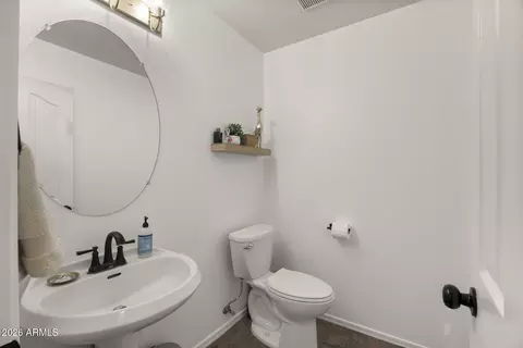 Bath - 4026 E Betsy Ct, Gilbert, AZ 85296 photo 1 of 4
