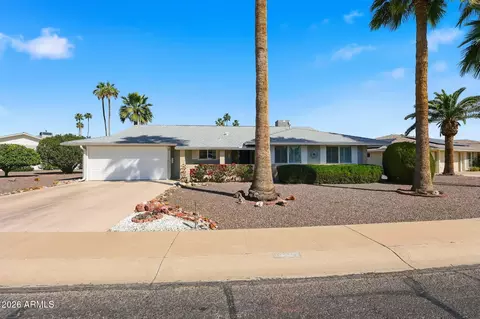 10402 W Wininger Cir, Sun City, AZ 85351