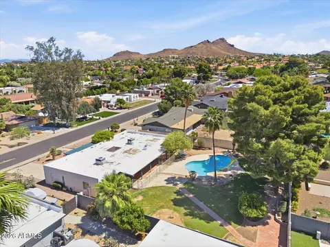 View/Area - 341 E Deepdale Rd, Phoenix, AZ 85022 photo 8 of 10