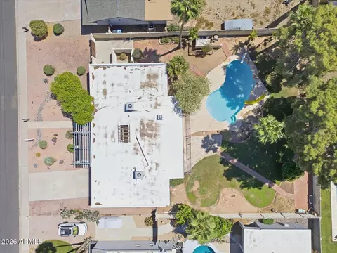 View/Area - 341 E Deepdale Rd, Phoenix, AZ 85022 photo 6 of 10