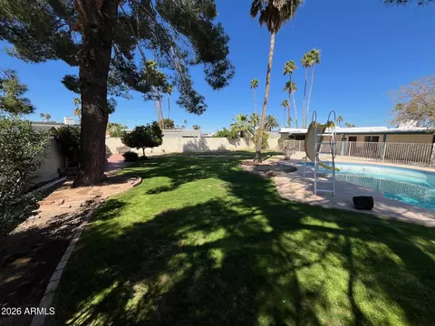 Exterior - 341 E Deepdale Rd, Phoenix, AZ 85022 photo 1 of 14