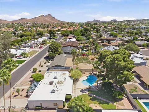 View/Area - 341 E Deepdale Rd, Phoenix, AZ 85022 photo 9 of 10