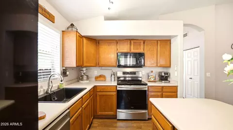 Kitchen - 6906 E Laguna Azul Ave, Mesa, AZ 85209 photo 2 of 3