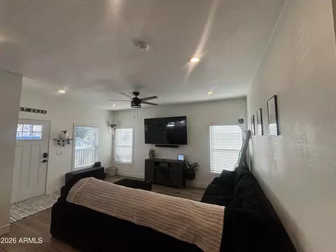 Living - 216 E Aero Dr, Payson, AZ 85541 photo 1 of 2