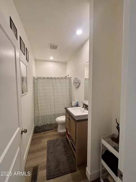 Bath - 216 E Aero Dr, Payson, AZ 85541 photo 4 of 6