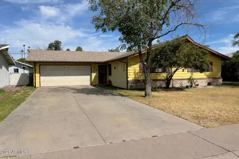 3526 W Harmont Dr, Phoenix, AZ 85051