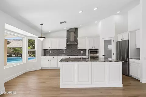 Kitchen - 2451 E Dry Creek Rd, Phoenix, AZ 85048 photo 4 of 4