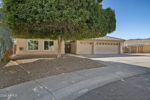 Exterior - 2451 E Dry Creek Rd, Phoenix, AZ 85048 photo 1 of 12