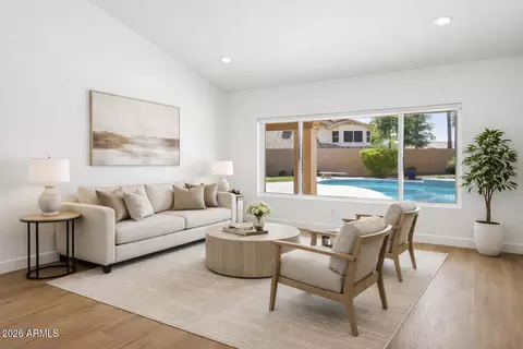 Living - 2451 E Dry Creek Rd, Phoenix, AZ 85048 photo 4 of 4