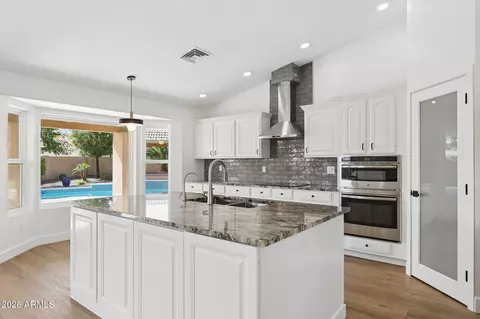 Kitchen - 2451 E Dry Creek Rd, Phoenix, AZ 85048 photo 2 of 4