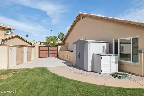 Exterior - 2451 E Dry Creek Rd, Phoenix, AZ 85048 photo 9 of 12