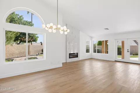 Living - 2451 E Dry Creek Rd, Phoenix, AZ 85048 photo 2 of 4