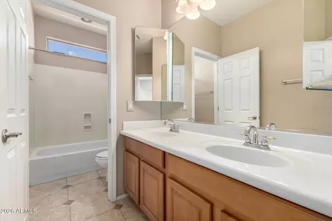 Bath - 10438 E Knowles Ave, Mesa, AZ 85209 photo 4 of 4