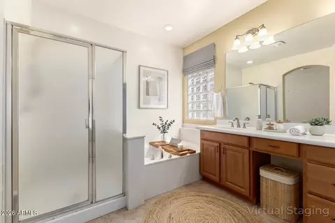 Bath - 10438 E Knowles Ave, Mesa, AZ 85209 photo 1 of 4