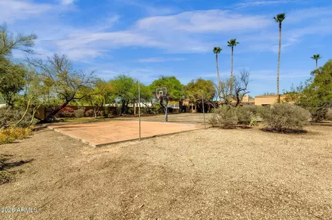Exterior - 4139 E Colter St, Phoenix, AZ 85018 photo 11 of 14
