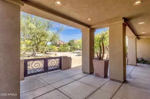 Exterior - 4139 E Colter St, Phoenix, AZ 85018 photo 2 of 14