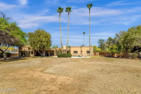 Exterior - 4139 E Colter St, Phoenix, AZ 85018 photo 12 of 14