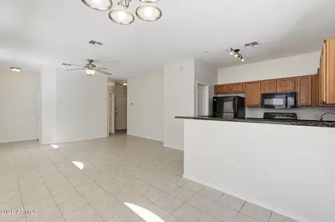 Living - 2250 E Deer Valley Rd #99, Phoenix, AZ 85024 photo 4 of 4