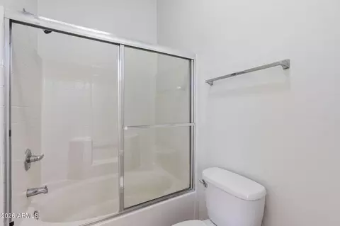 Bath - 2250 E Deer Valley Rd #99, Phoenix, AZ 85024 photo 3 of 3