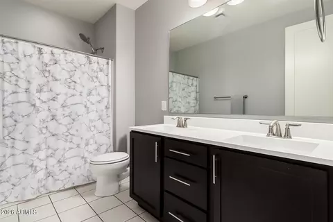 Bath - 25318 N 19th Dr, Phoenix, AZ 85085 photo 1 of 2