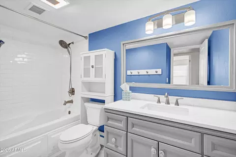 Bath - 3945 E Salinas St, Phoenix, AZ 85044 photo 3 of 3