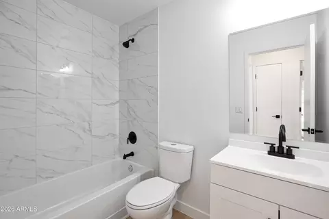 Bath - 9323 E Plata Ave, Mesa, AZ 85212 photo 3 of 4