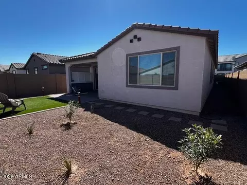 Exterior - 4058 E Catclaw St, Gilbert, AZ 85296 photo 4 of 6
