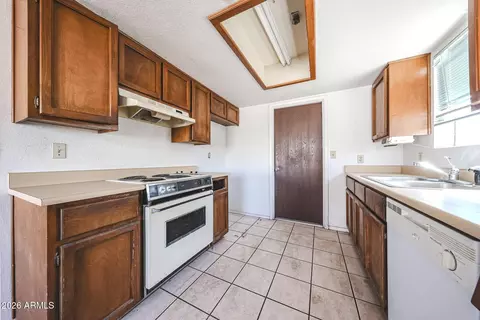 Kitchen - 120 W 14th Ave, Apache Junction, AZ 85120 photo 2 of 5