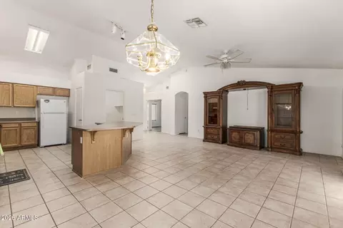 226 W Gail Dr, Gilbert, AZ 85233 photo 8