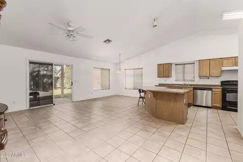 226 W Gail Dr, Gilbert, AZ 85233 photo 7