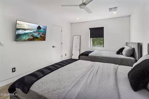 Bedroom - 4334 E Lewis Ave, Phoenix, AZ 85008 photo 6 of 12