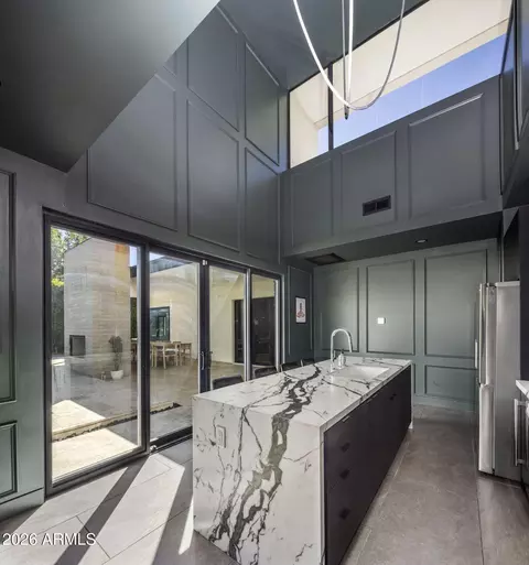 Kitchen - 4334 E Lewis Ave, Phoenix, AZ 85008 photo 9 of 12