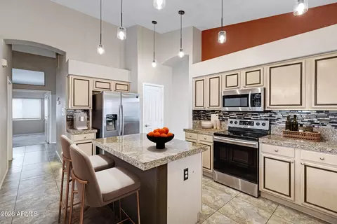Kitchen - 1511 E Black Diamond Dr, Gilbert, AZ 85296 photo 3 of 4