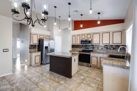 Kitchen - 1511 E Black Diamond Dr, Gilbert, AZ 85296 photo 4 of 4