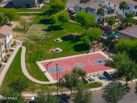 View/Area - 4575 E Waterman St, Gilbert, AZ 85297 photo 1 of 3